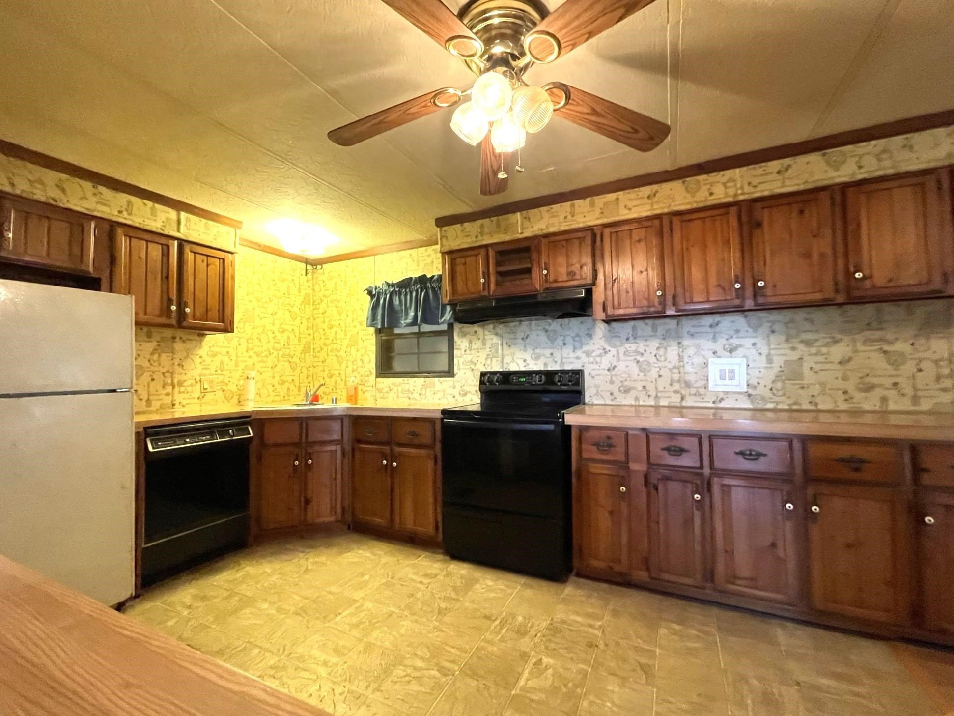 219 Hester Road Durham, NC 27703 - Photo 7 of 36 Photo 7