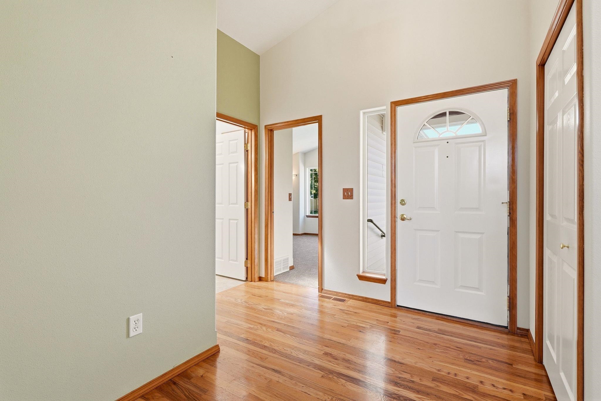 307 West Greta Lane Spokane, WA 99208 - Photo 2 of 37
