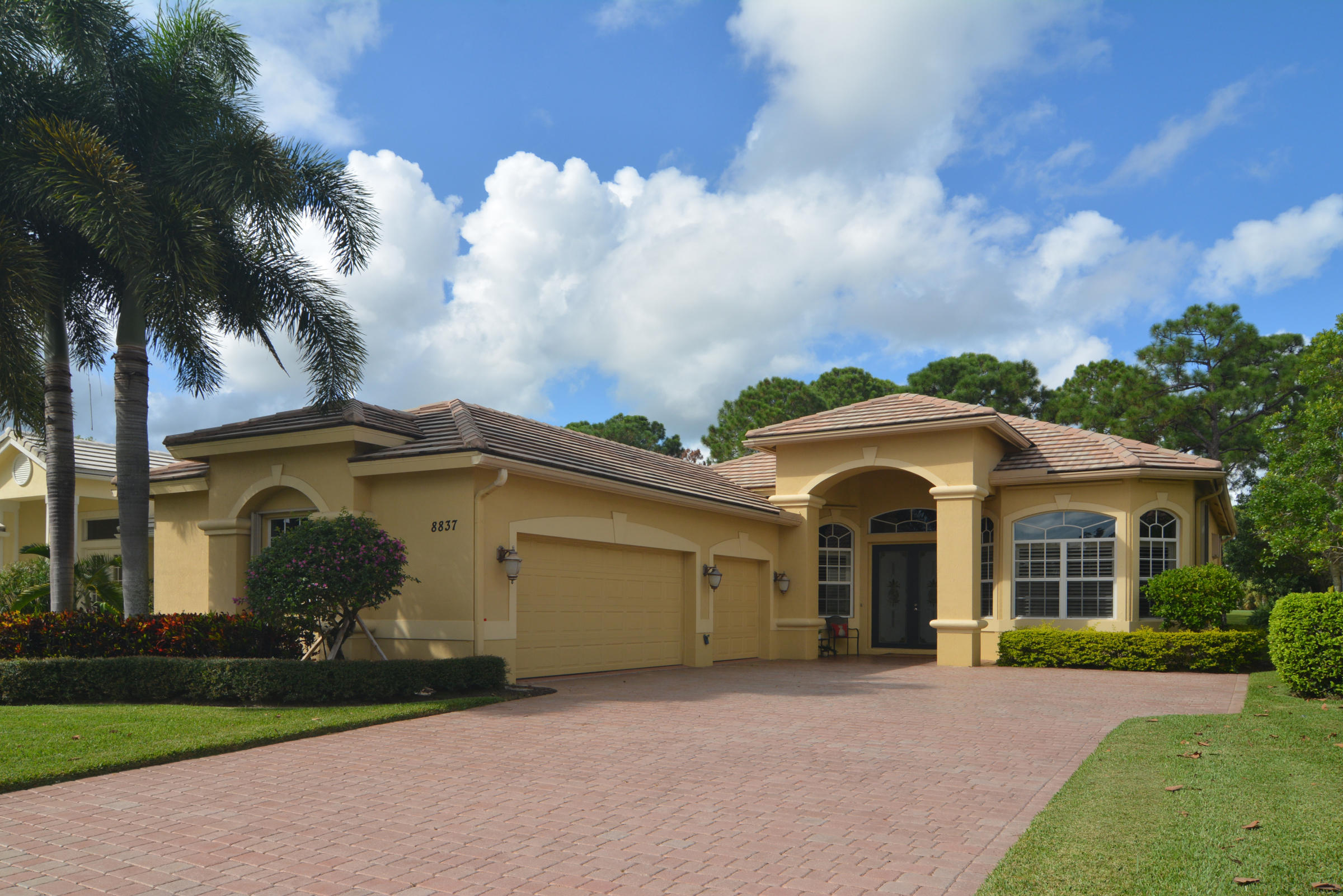 8837 First Tee Road Port St. Lucie, FL 34986 - Photo 2 of 58 (102)