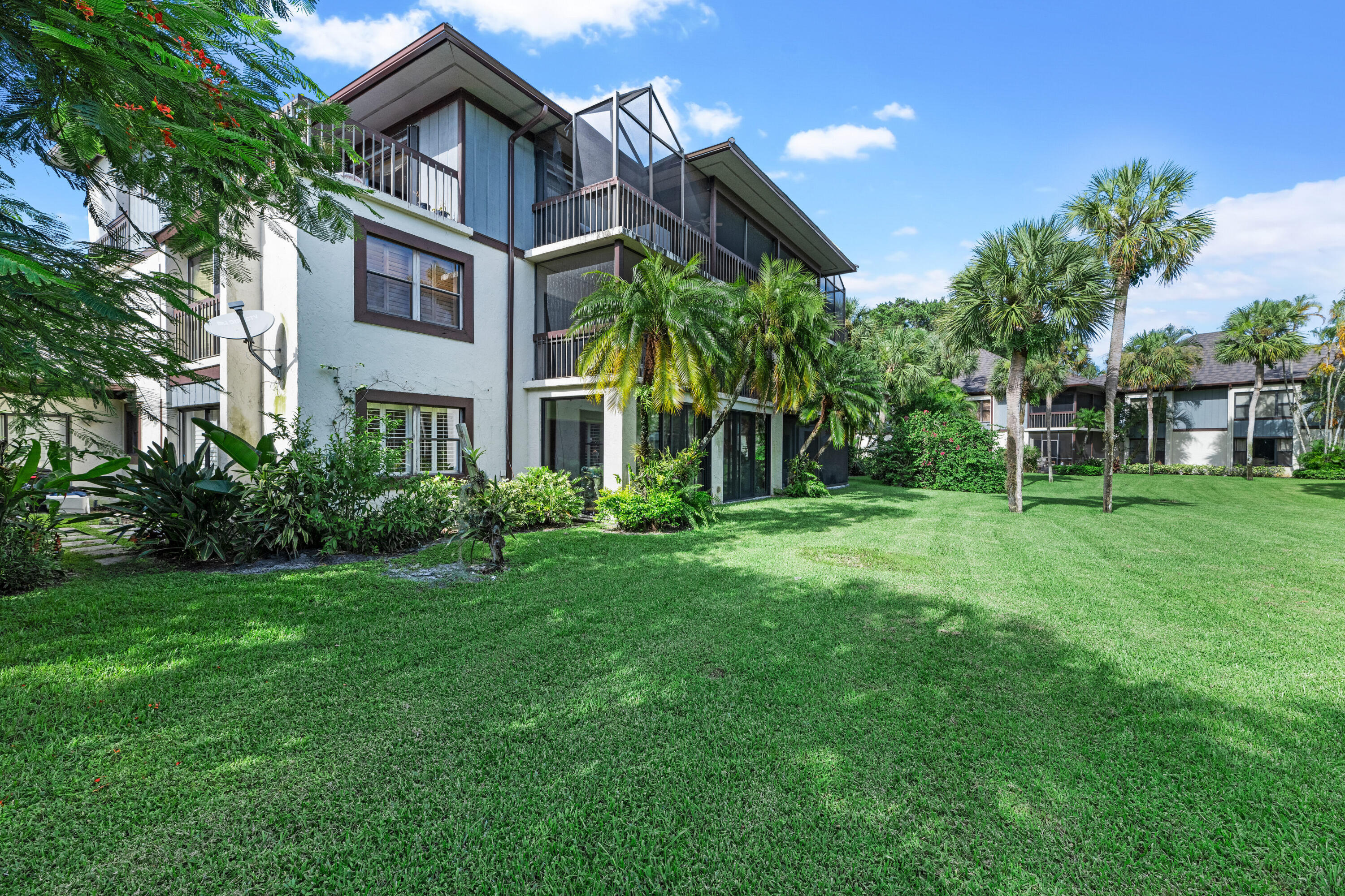 13362 Polo Road West, Unit B102 Wellington, FL 33414 - Photo 29 of 33 13362 Polo Club Rd Unit b102-print-031-0