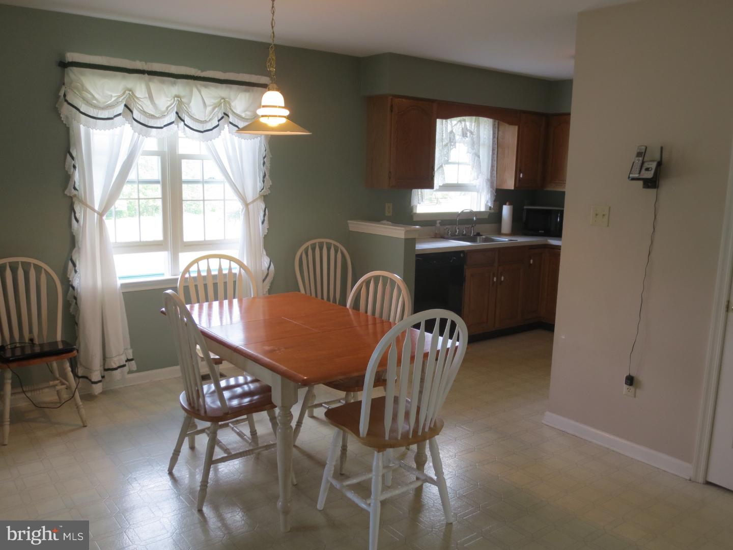 1105 Roberts Road Gilbertsville, PA 19525 - Photo 9 of 22 Gallery Image 9