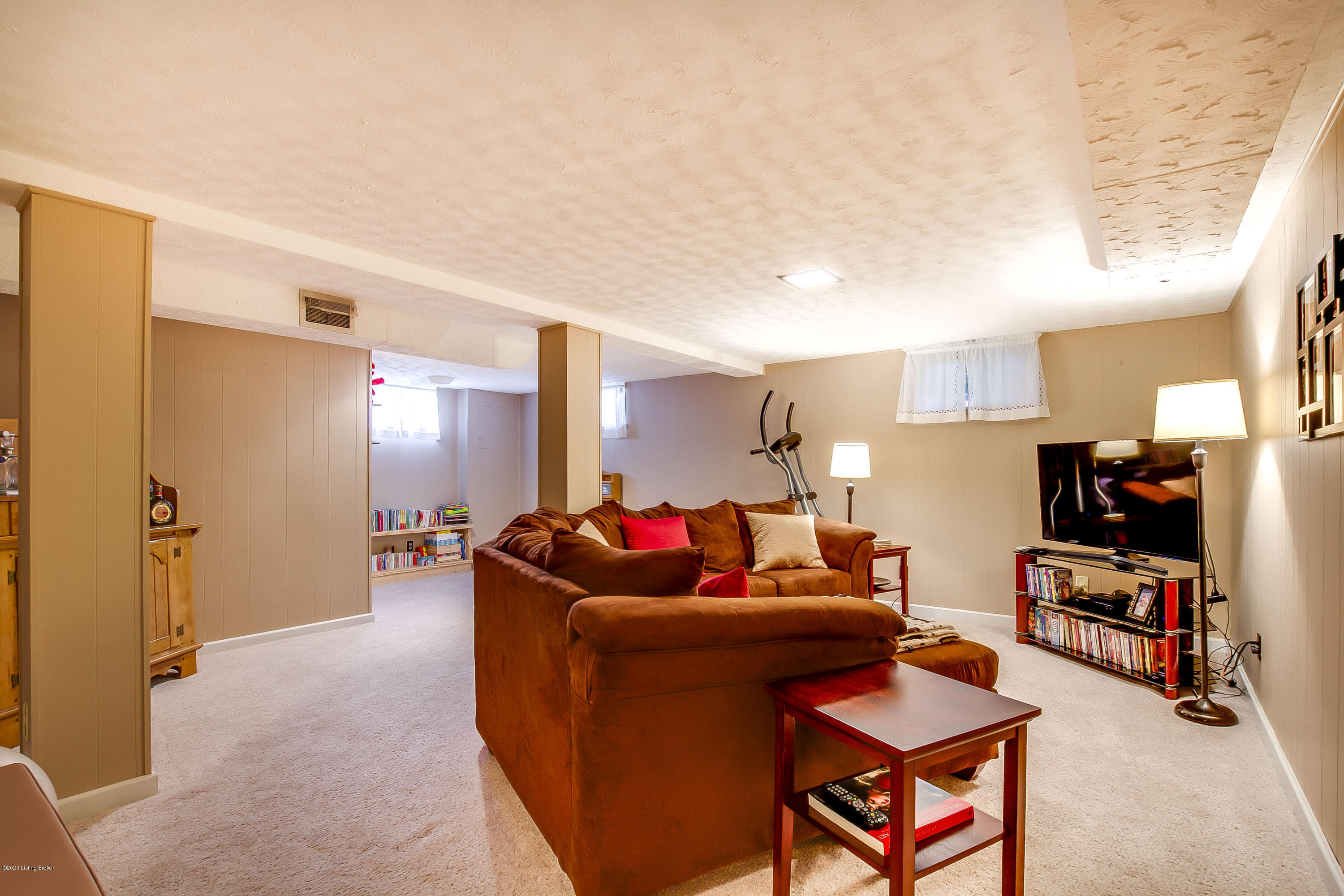 213 Fairmeade Road Louisville, KY 40207 - Photo 30 of 40 Basement Family Room