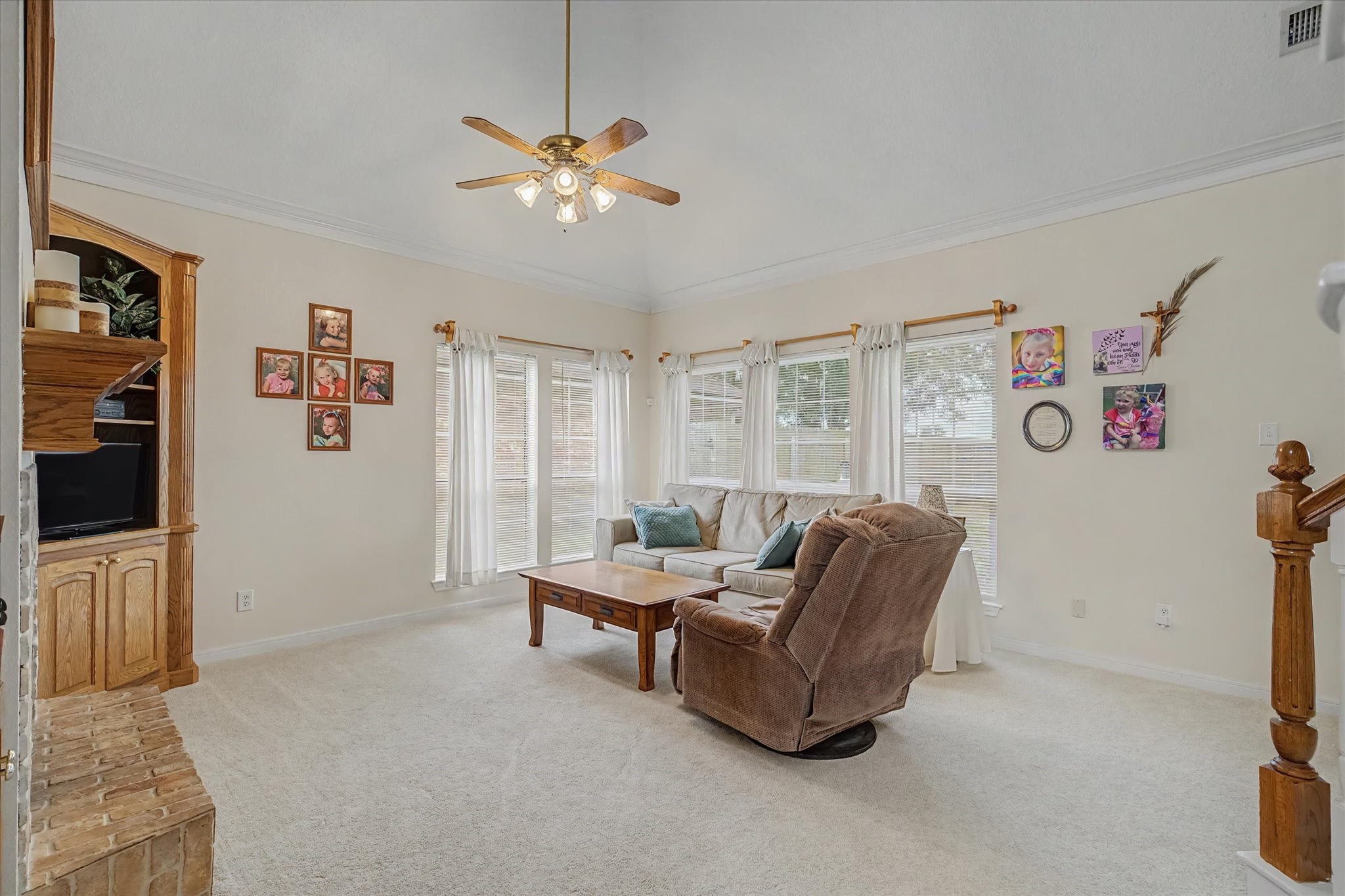 129 Lasso Street Angleton, TX 77515 - Photo 11 of 47