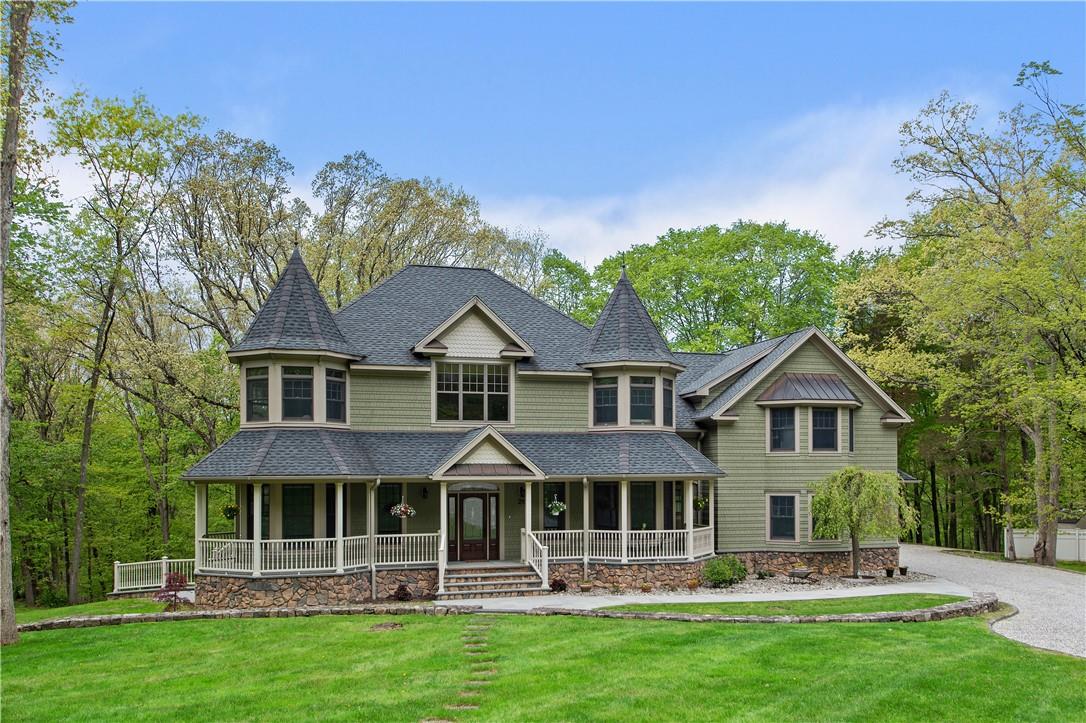 Introducing 26 Highview Rd, an extraordinary custom built arts & crafts colonial.