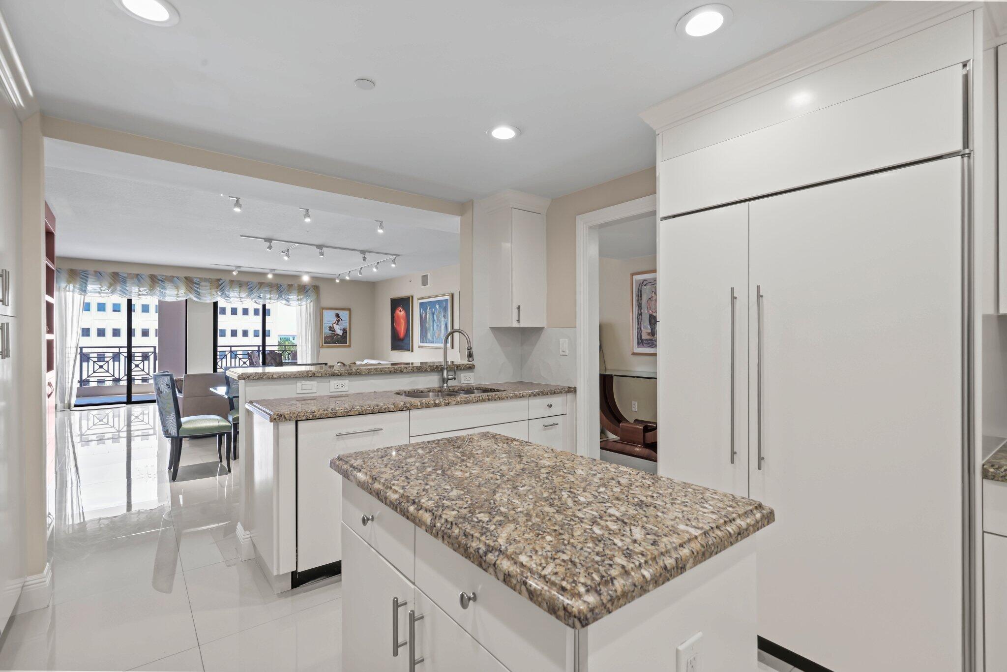 200 East Palmetto Park Road, Unit 607 Boca Raton, FL 33432 - Photo 3 of 54 200 East Palmetto Park Road, 607 - 10.jp