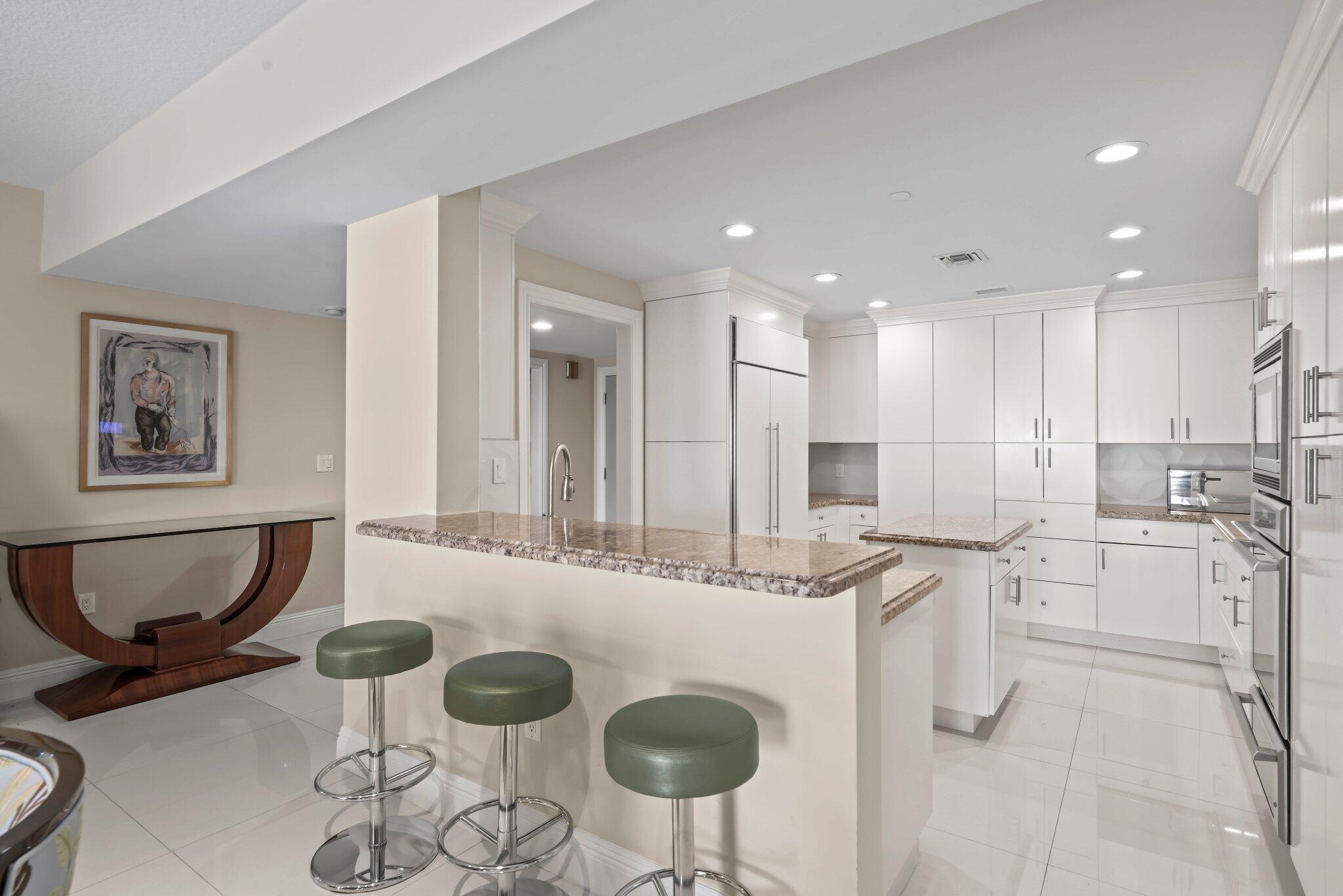 200 East Palmetto Park Road, Unit 607 Boca Raton, FL 33432 - Photo 4 of 54 200 East Palmetto Park Road, 607 - 4.jpg