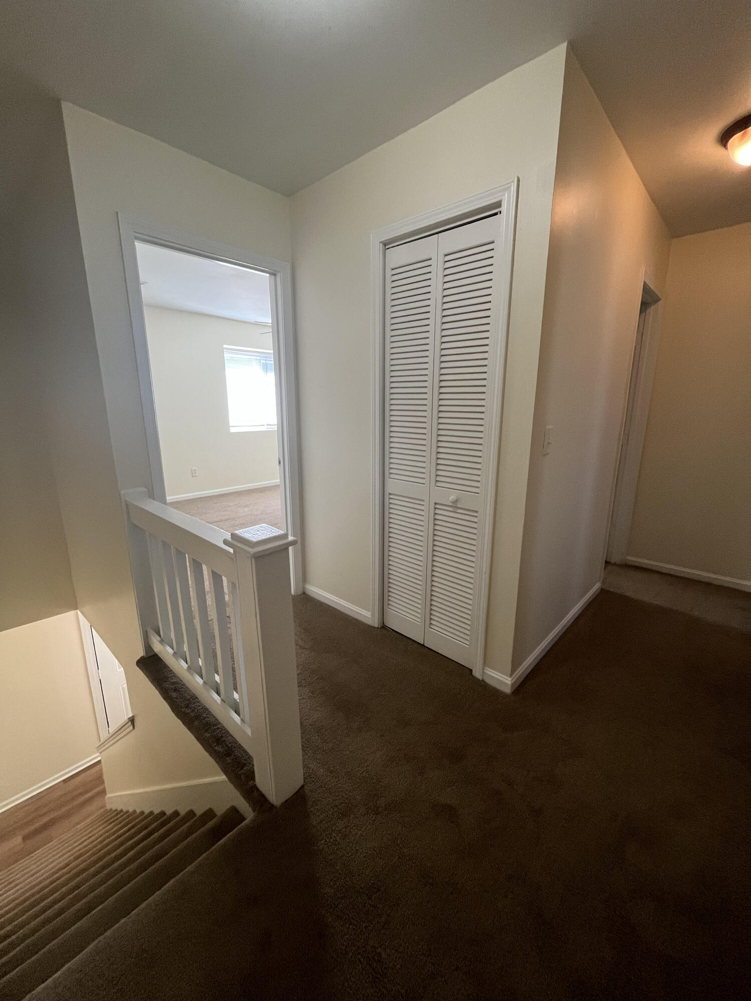 14 Hunters Court Goose Creek, SC 29445 - Photo 12 of 19 hallway Hunters