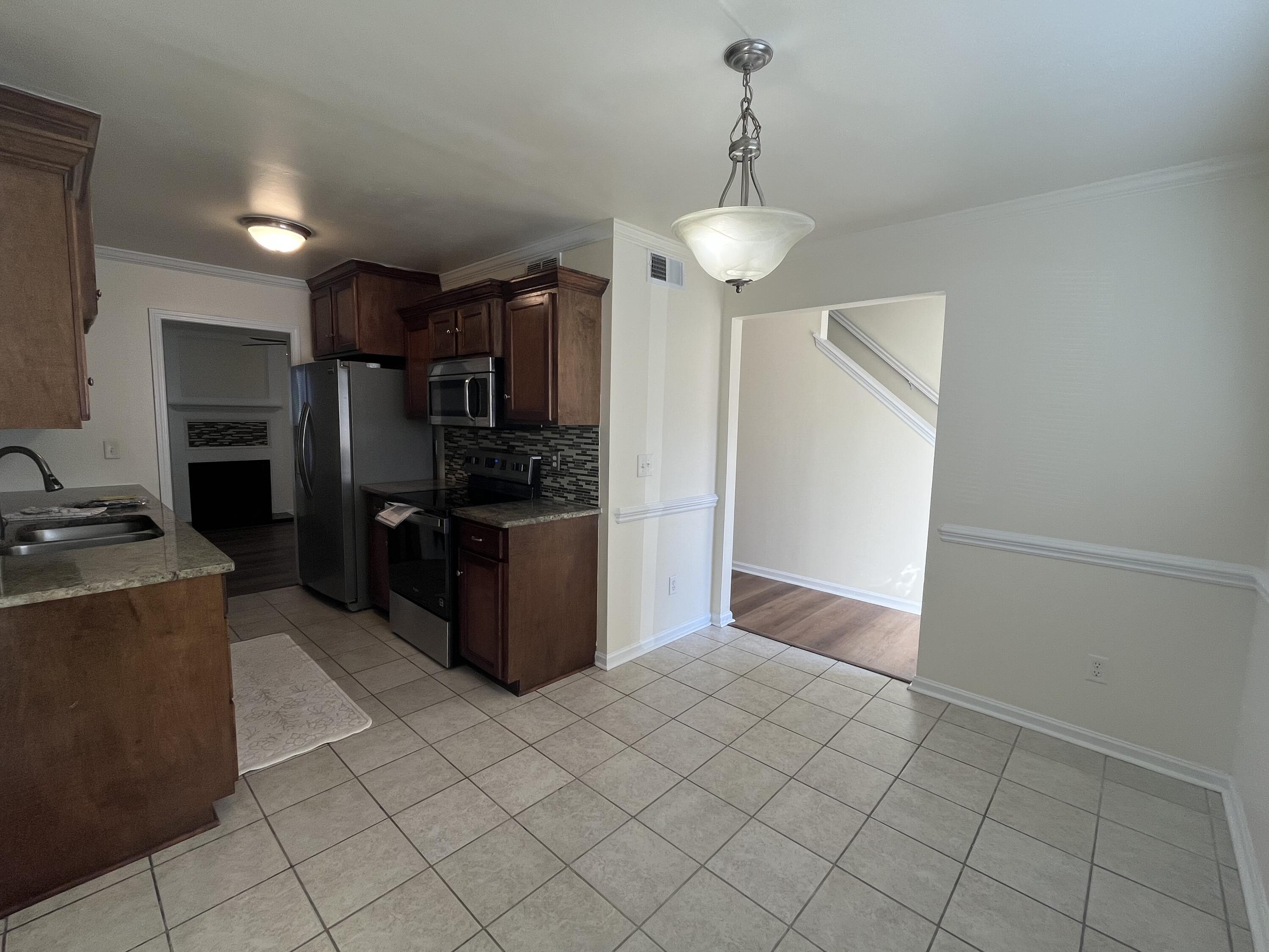 14 Hunters Court Goose Creek, SC 29445 - Photo 6 of 19 diing 3333