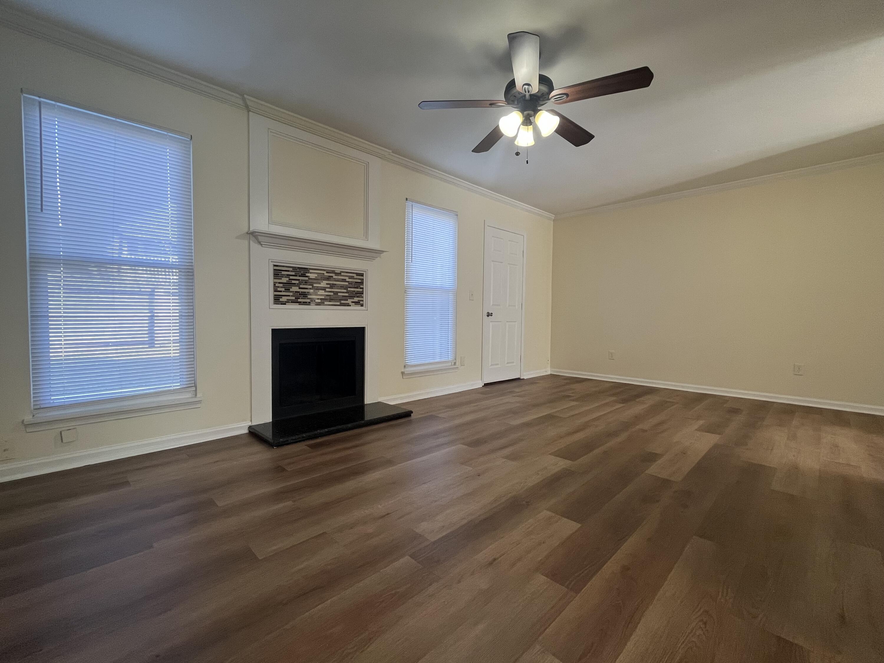 14 Hunters Court Goose Creek, SC 29445 - Photo 7 of 19 living hunters