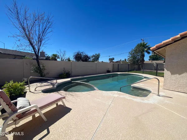 $2,650 | 405 East Huber Street, Mesa, AZ 85203