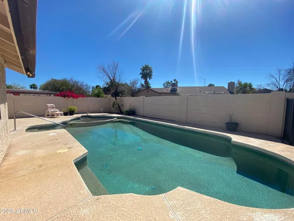 $2,650 | 405 East Huber Street, Mesa, AZ 85203