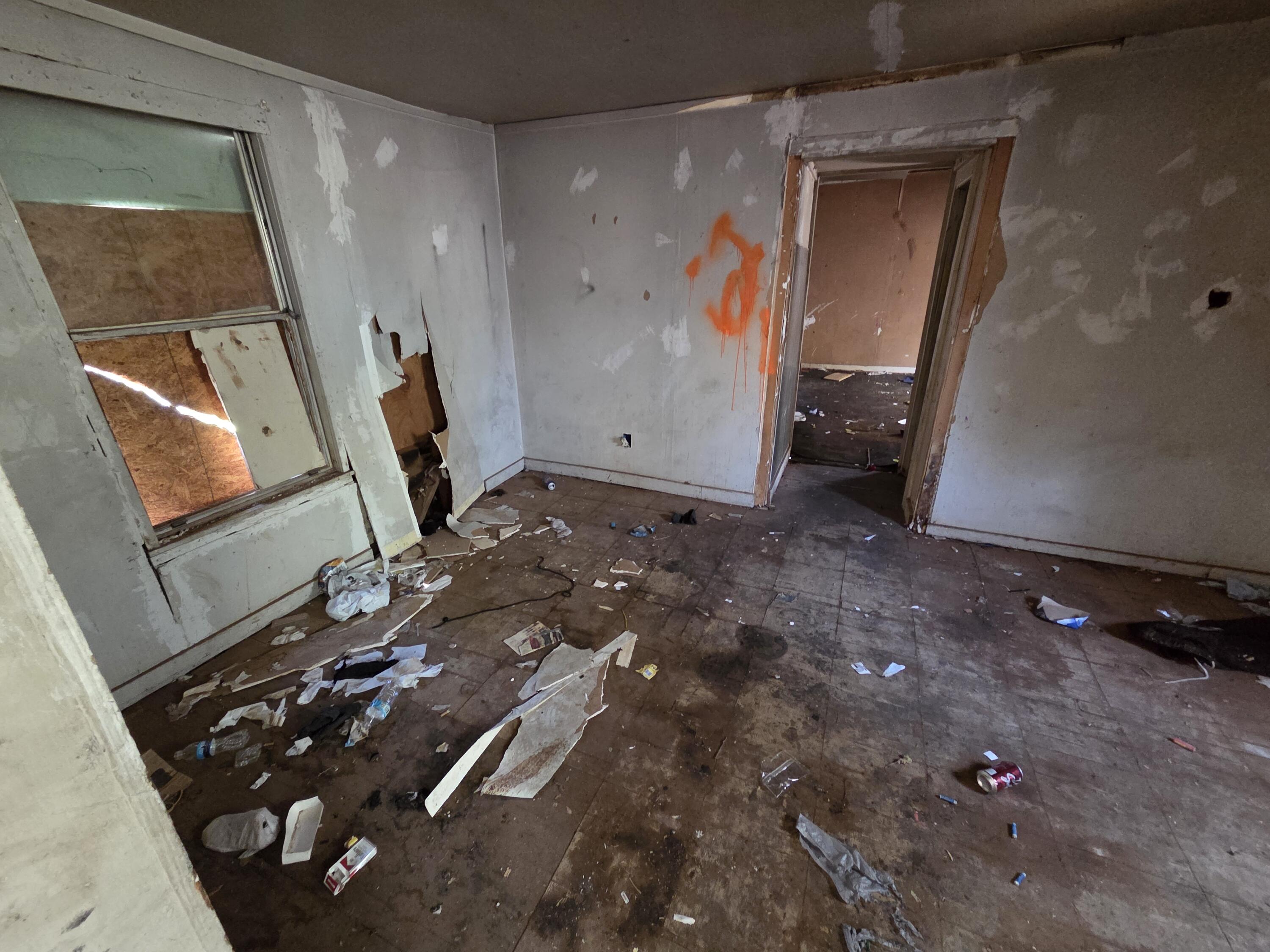 1106 35th Street Lubbock, TX 79412 - Photo 12 of 15 a view of living room