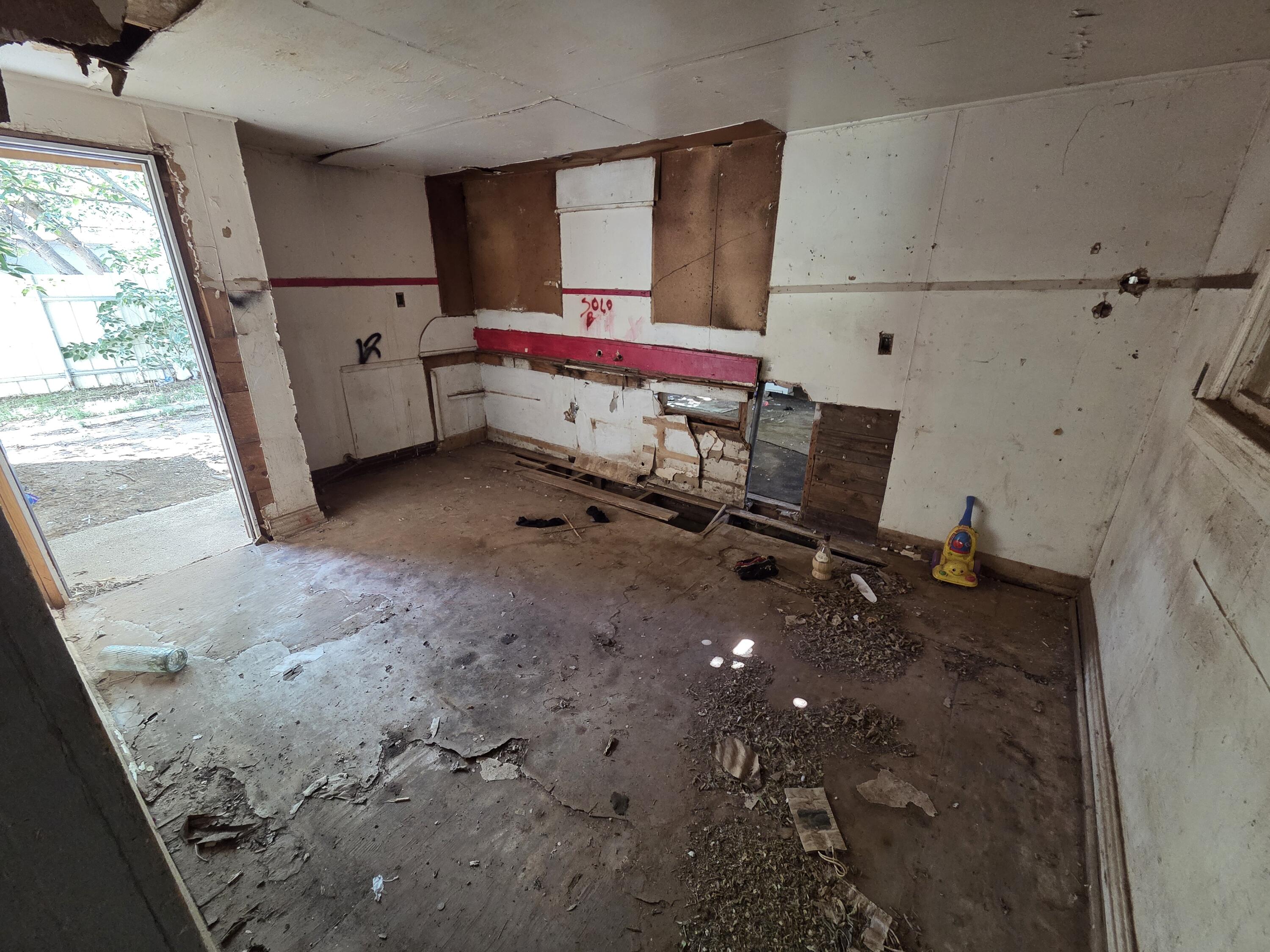 1106 35th Street Lubbock, TX 79412 - Photo 8 of 15