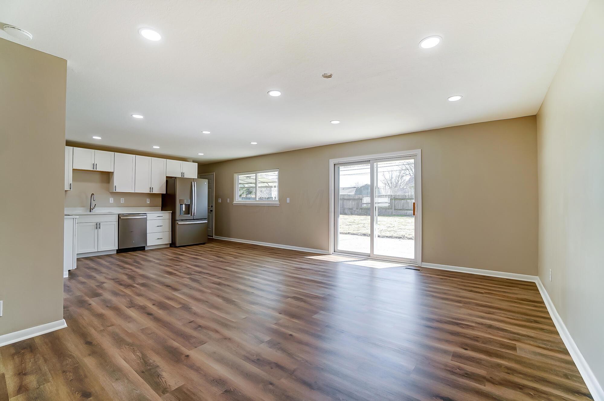 334 Regents Road Gahanna, OH 43230 - Photo 15 of 29 020