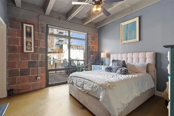 $1,100,000 | 2120 Wyandotte Street, Unit 16, Kansas City, MO 64108
