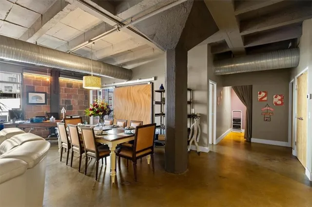 $1,100,000 | 2120 Wyandotte Street, Unit 16, Kansas City, MO 64108