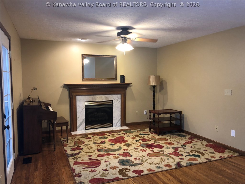 11 Holly Circle Winfield, WV 25213 - Photo 8 of 24 Gallery Image 8
