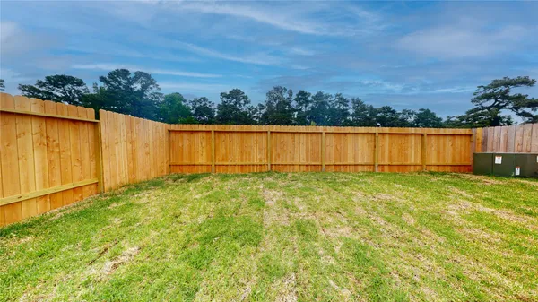 $2,200 | 10434 Astor Pt Trail, Tomball, TX 77375