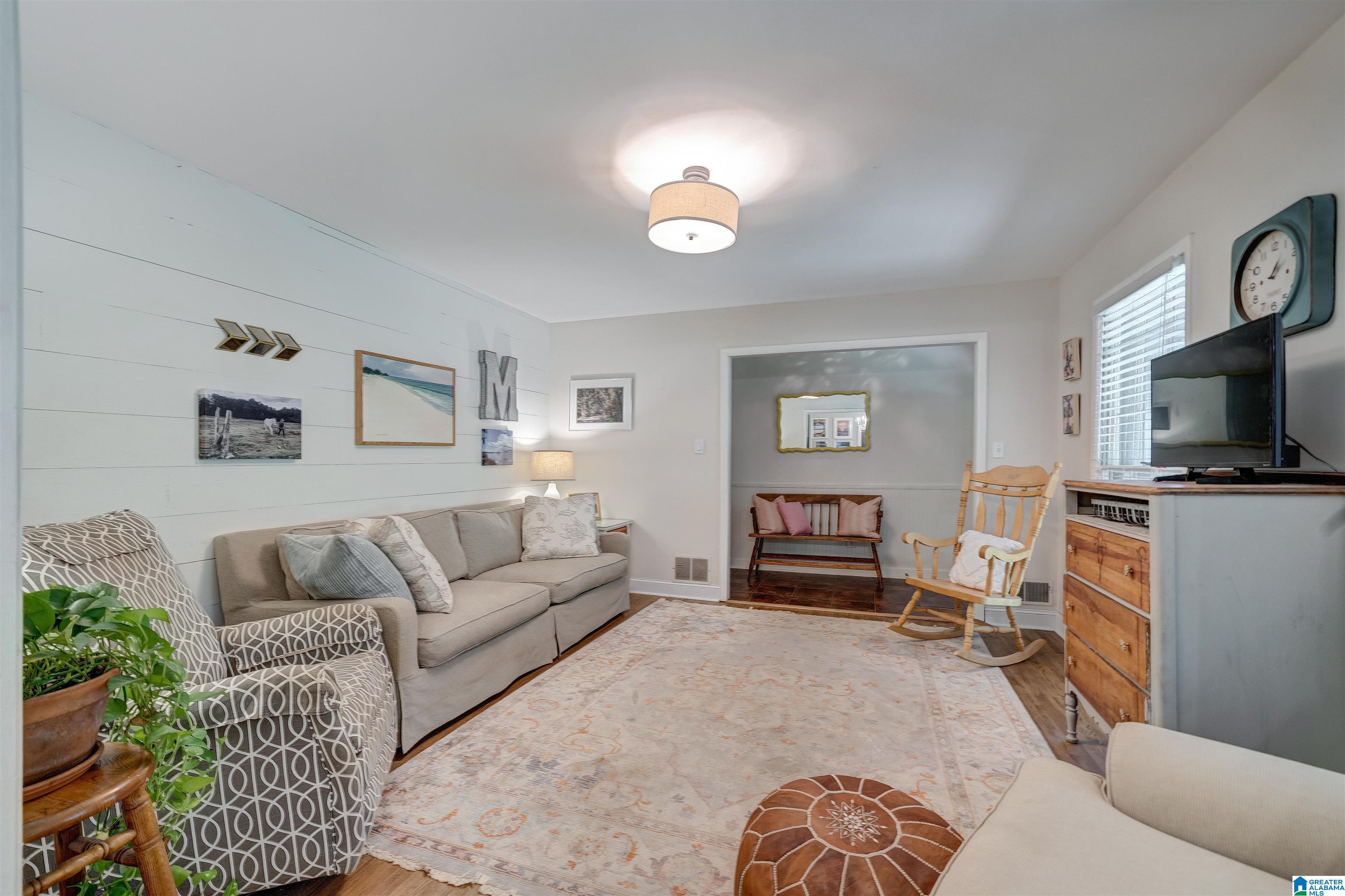 571 Rutherford Circle Birmingham, AL 35206 - Photo 7 of 42