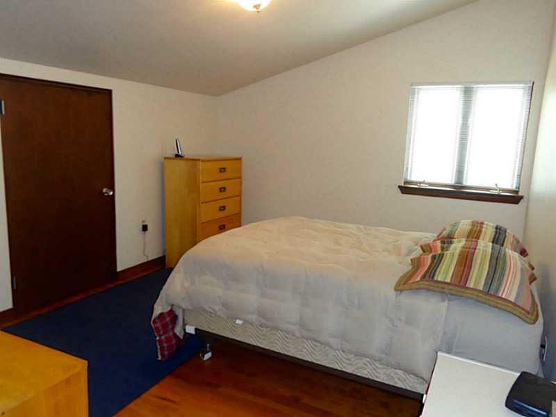 328 Johnston Road Upper St. Clair, PA 15241 - Photo 19 of 25 Bedroom. Bedroom 4
