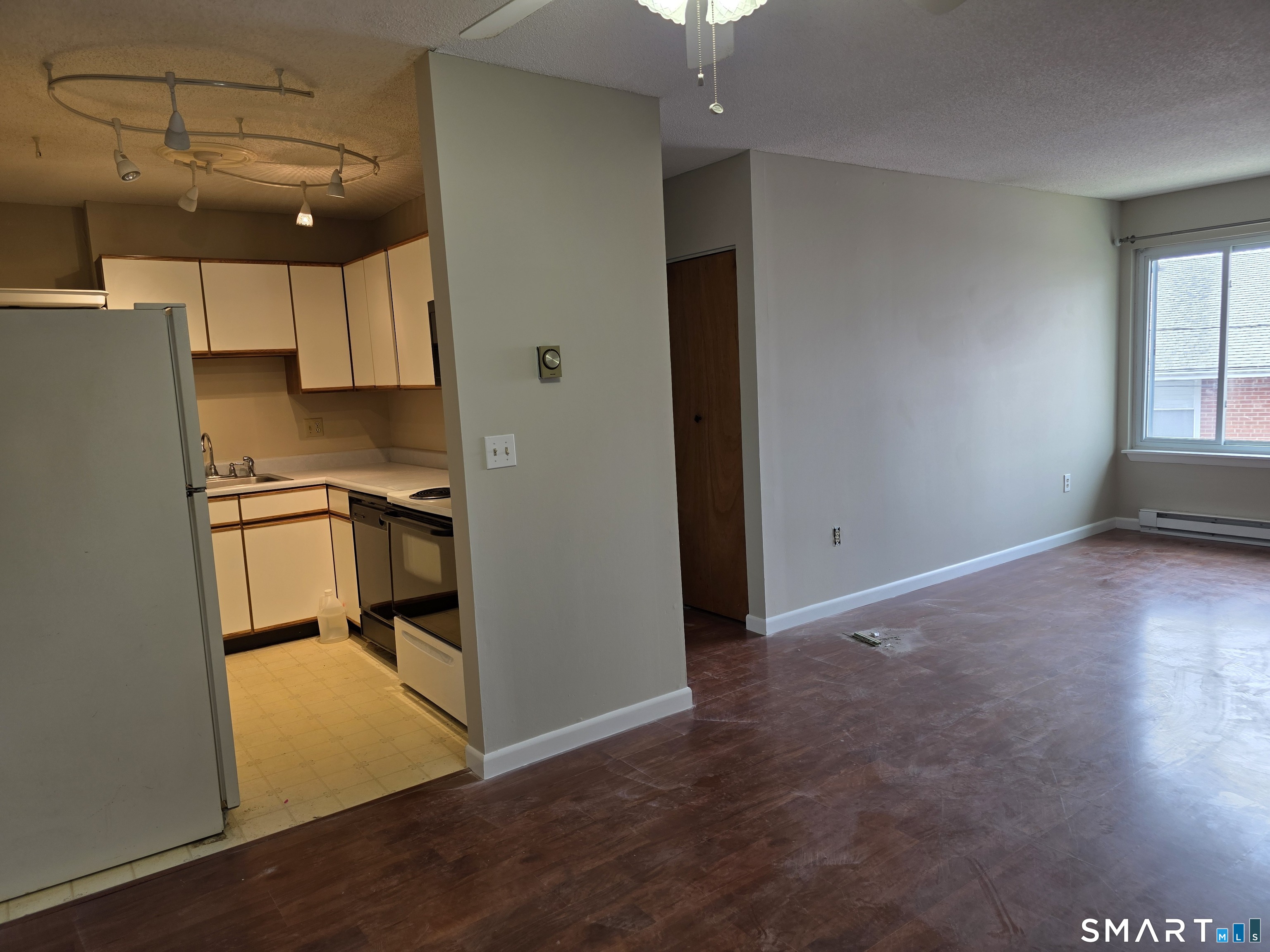 85 Niles Hill Road, Unit 13 New London, CT 06320 - Photo 4 of 8