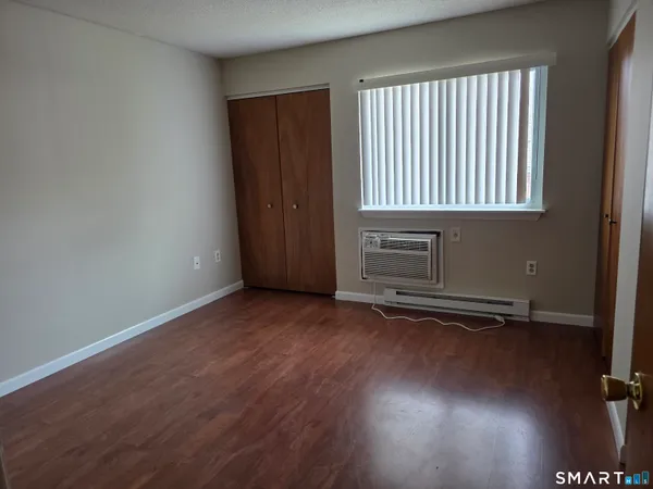 $1,400 | 85 Niles Hill Road, Unit 13, New London, CT 06320