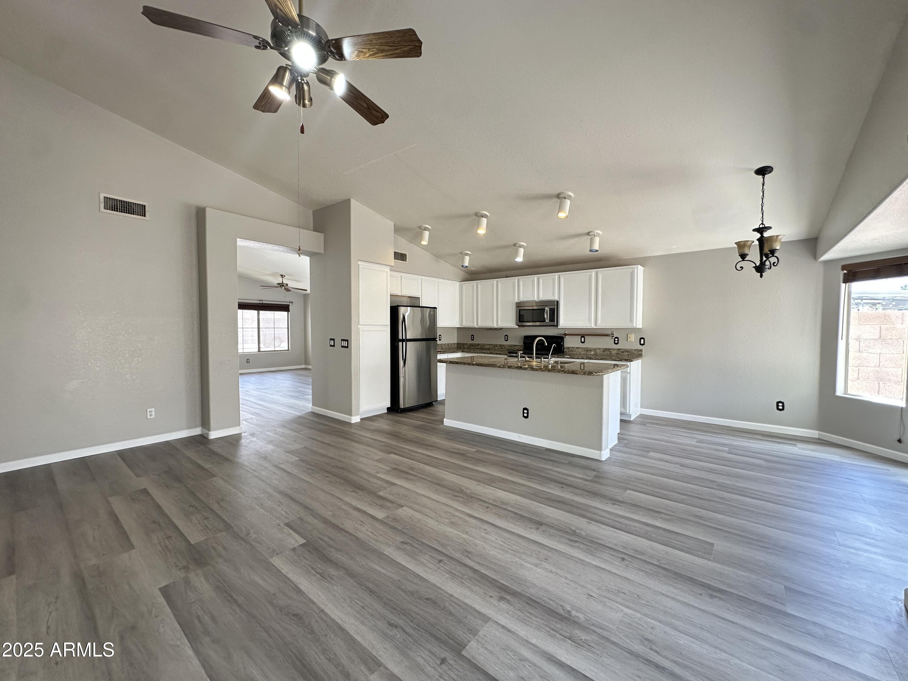 1704 East Redfield Road Gilbert, AZ 85234 - Photo 10 of 34 IMG_5056
