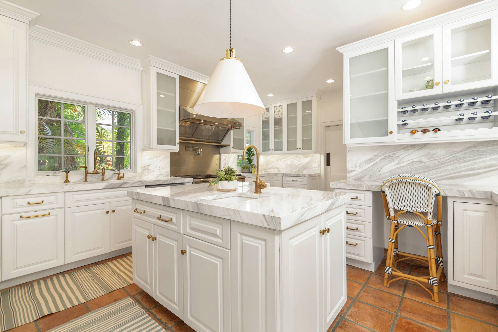 230 Sunset Road West Palm Beach, FL 33401 - Photo 13 of 55 Kitchen