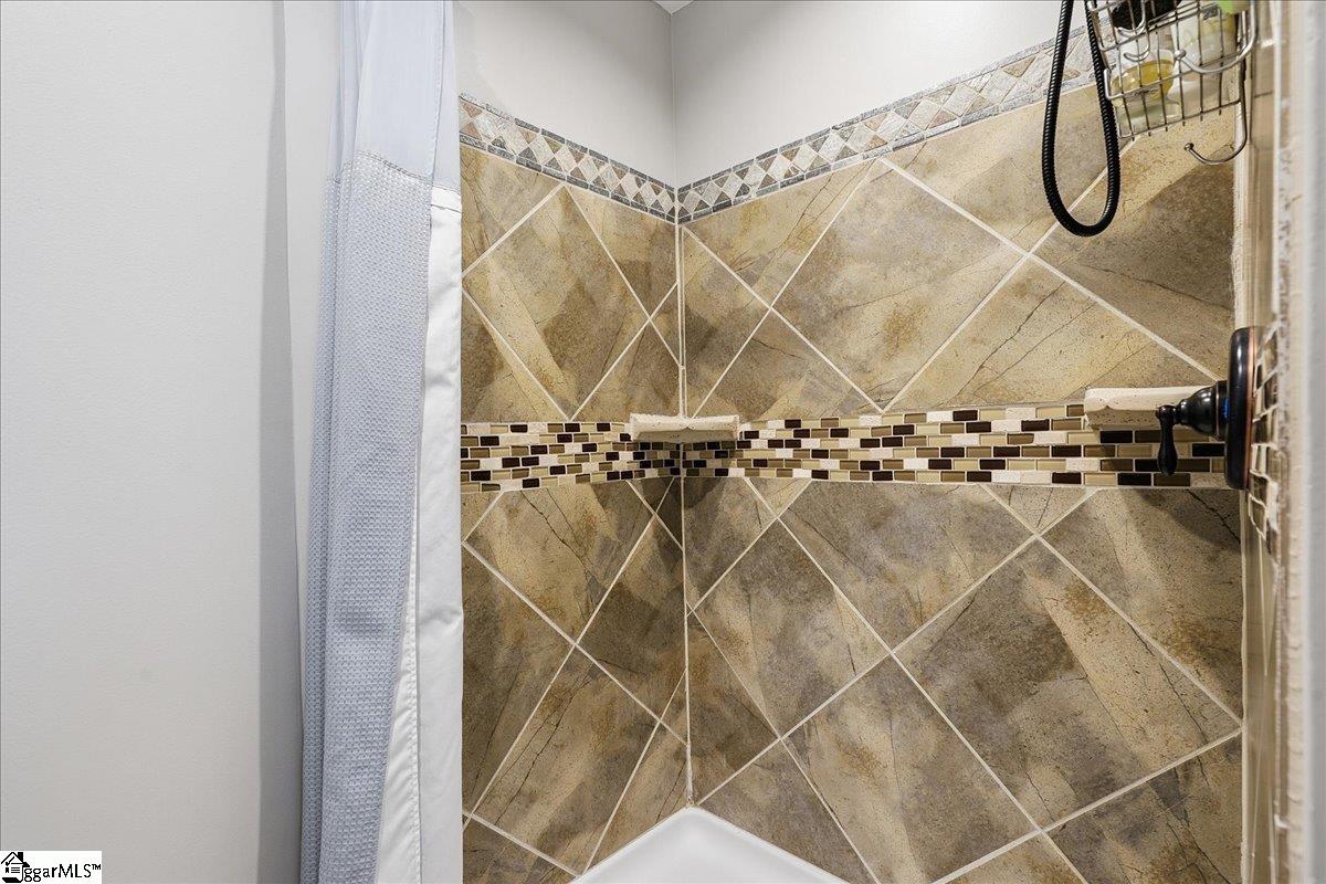 501 Hickory Lane Pendleton, SC 29670 - Photo 20 of 33