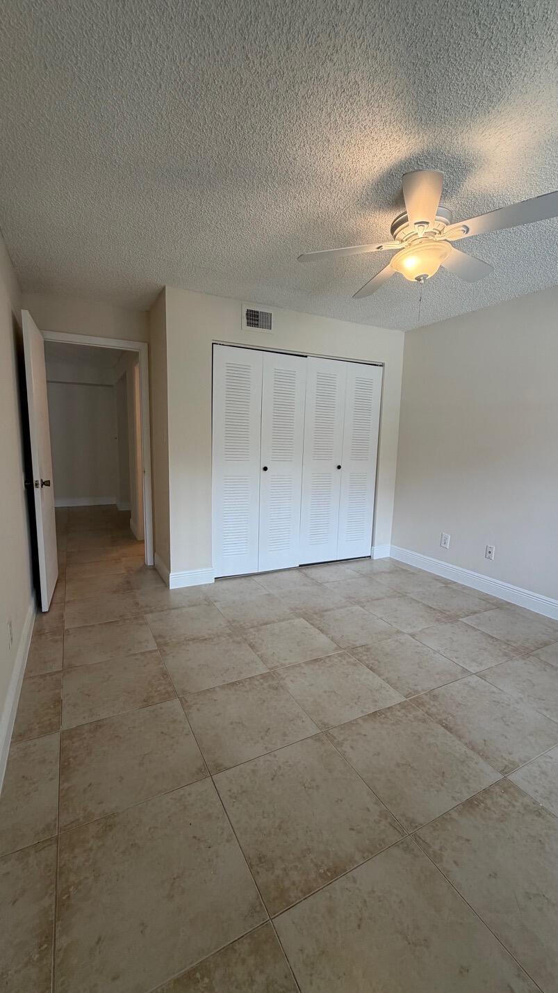 520 South Park Road, Unit 2212 Hollywood, FL 33021 - Photo 5 of 23 IMG_2759