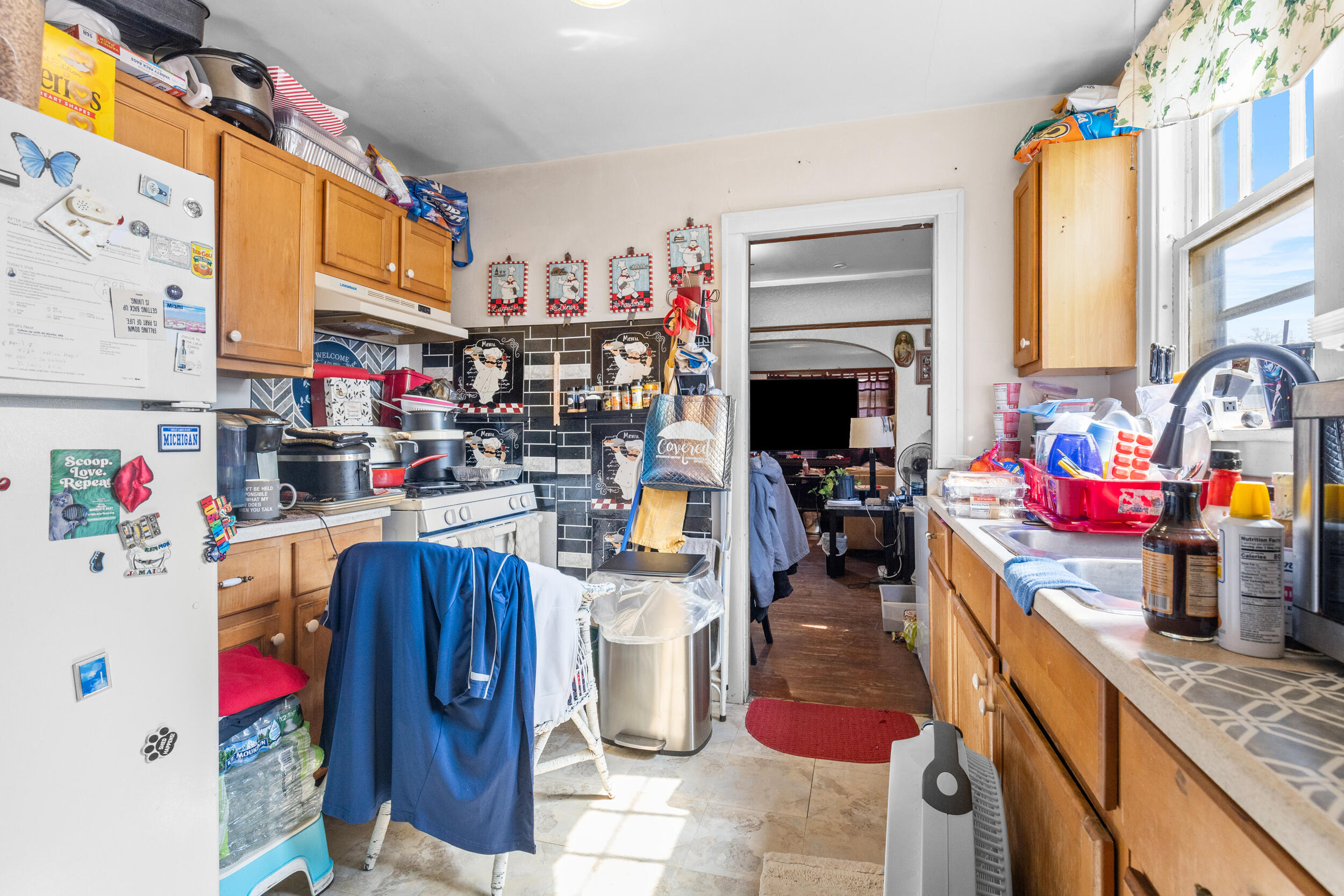 813 South Shea Avenue Milwaukee, WI 53215 - Photo 12 of 30 Kitchen