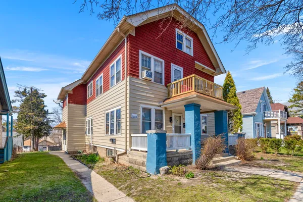 $295,000 | 813 South Shea Avenue, Milwaukee, WI 53215