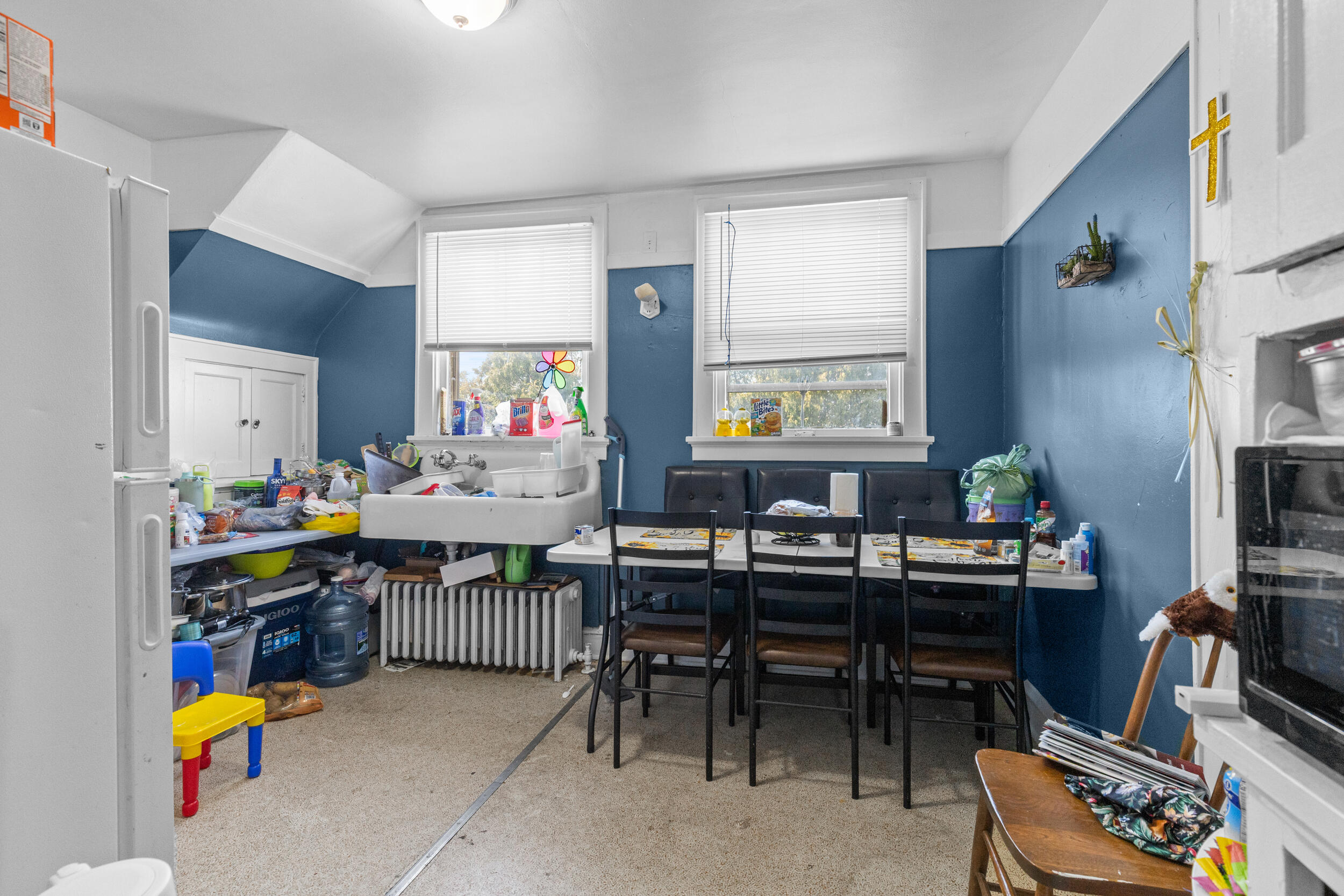 813 South Shea Avenue Milwaukee, WI 53215 - Photo 21 of 30 Kitchen
