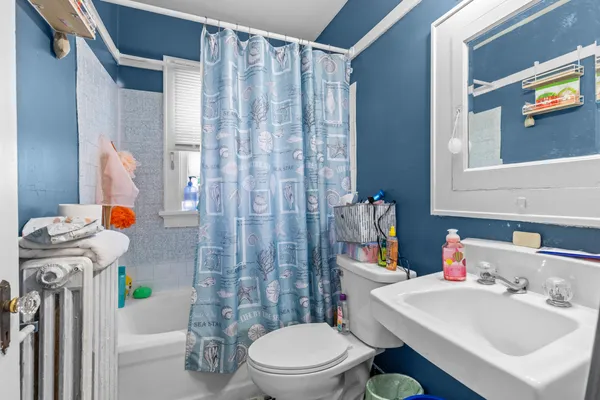 $295,000 | 813 South Shea Avenue, Milwaukee, WI 53215