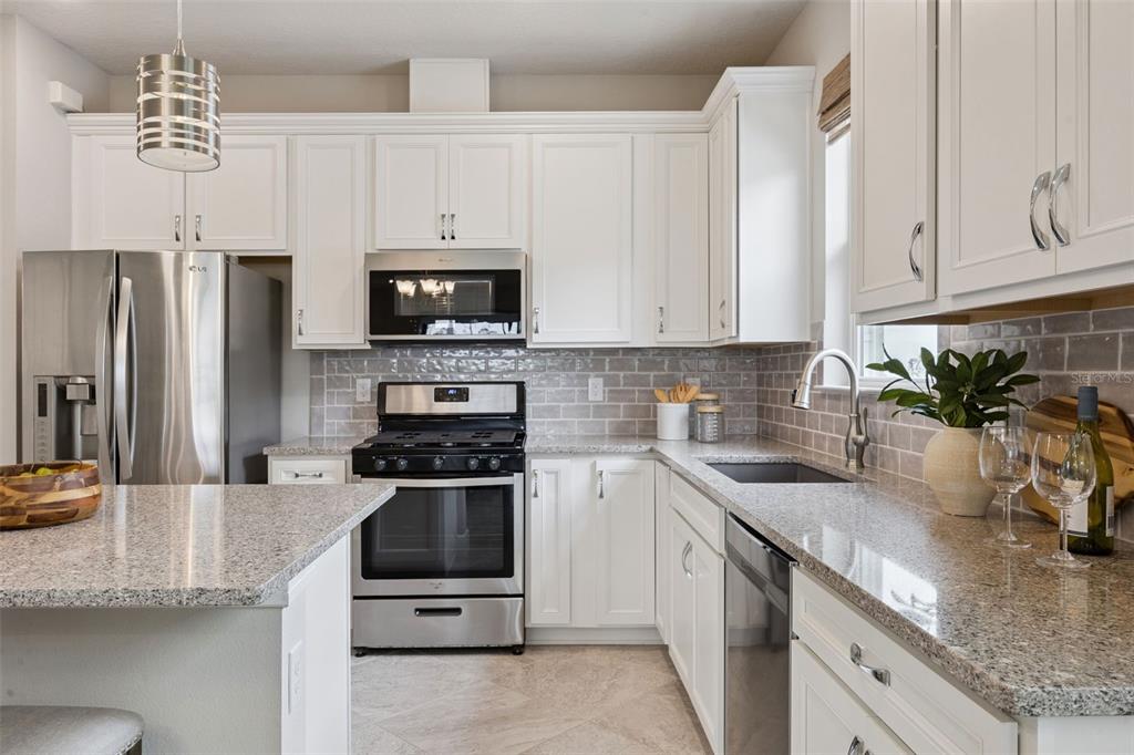 2749 Cherry Blossom Loop St. Cloud, FL 34771 - Photo 8 of 49