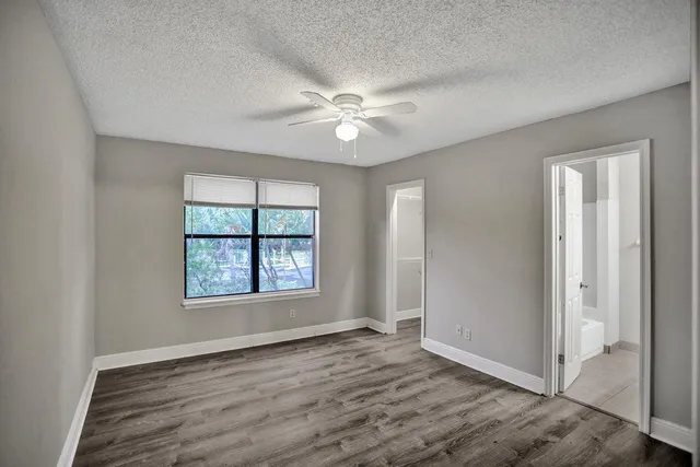 $2,000 | 2301 North Congress Avenue, Unit 21, Boynton Beach, FL 33426