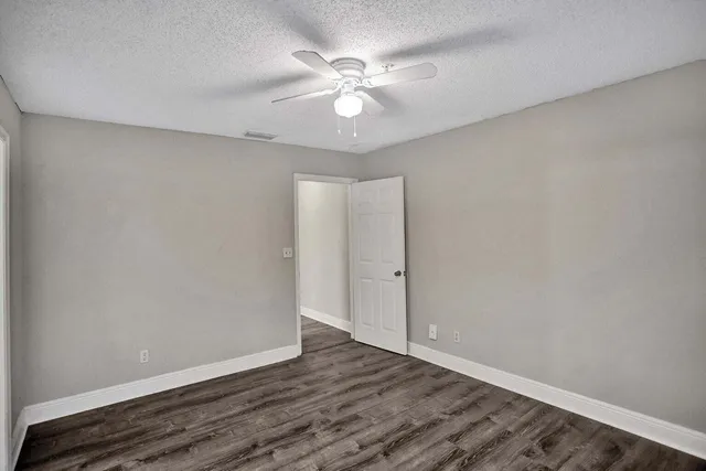 $2,000 | 2301 North Congress Avenue, Unit 21, Boynton Beach, FL 33426