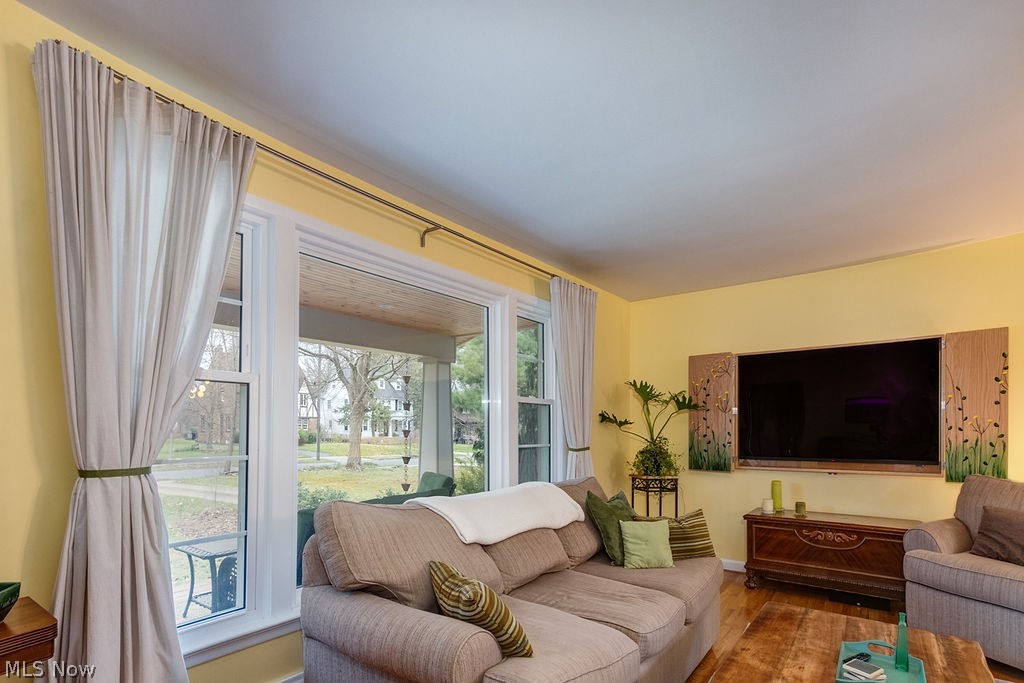 1544 Compton Road Cleveland, OH 44118 - Photo 23 of 31 Gallery Image 23