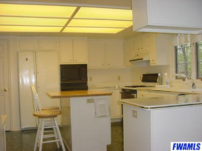 1811 Grey Birch Road Fort Wayne, IN 46814 - Photo 2 of 12 Gallery Image 2