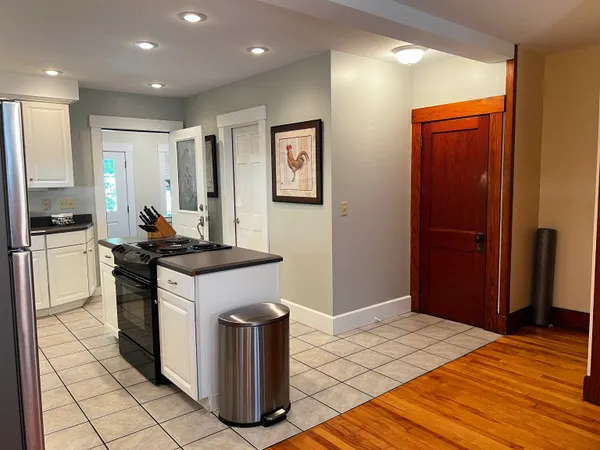 $2,150 | 569 West Street, Unit A, Keene, NH 03431