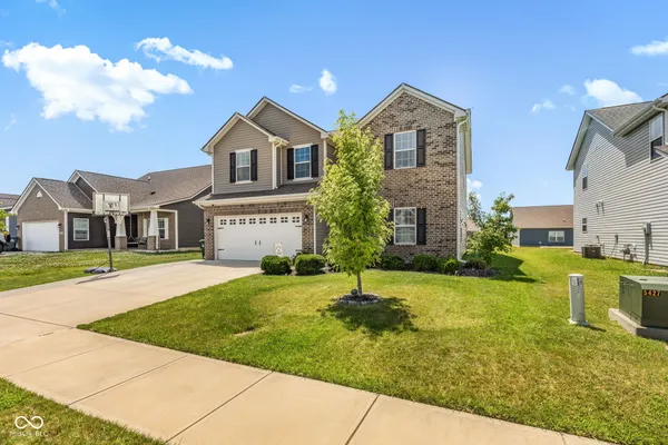$315,000 | 468 Tracewood Bend, Greenfield, IN 46140