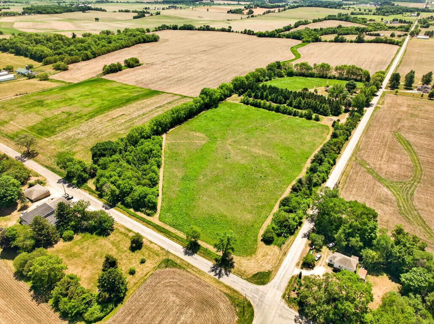 N2028 Steiner Road Monroe, WI 53566 - Photo 19 of 80