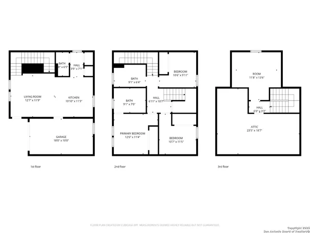 a black and white photo of a floor plan