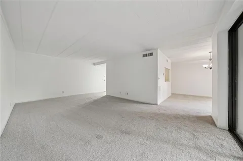 $165,000 | 201 Grant Street, Unit 108, Sewickley, PA 15143