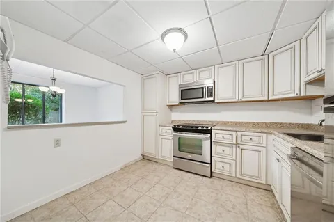 $165,000 | 201 Grant Street, Unit 108, Sewickley, PA 15143