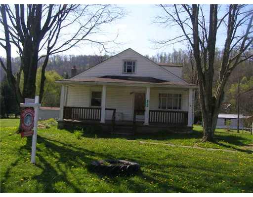4 Mile Run Road, Unit 106 Latrobe, PA 15650 - Photo 1 of 3 Exterior Front.