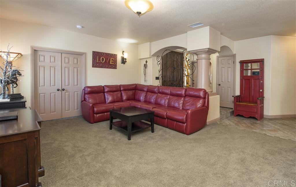 4646 Pannonia Road Carlsbad, CA 92008 - Photo 9 of 25 Gallery Image 9