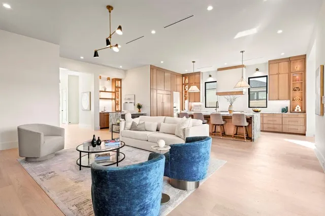 $1,979,000 | 4231 Concho Street, Dallas, TX 75206