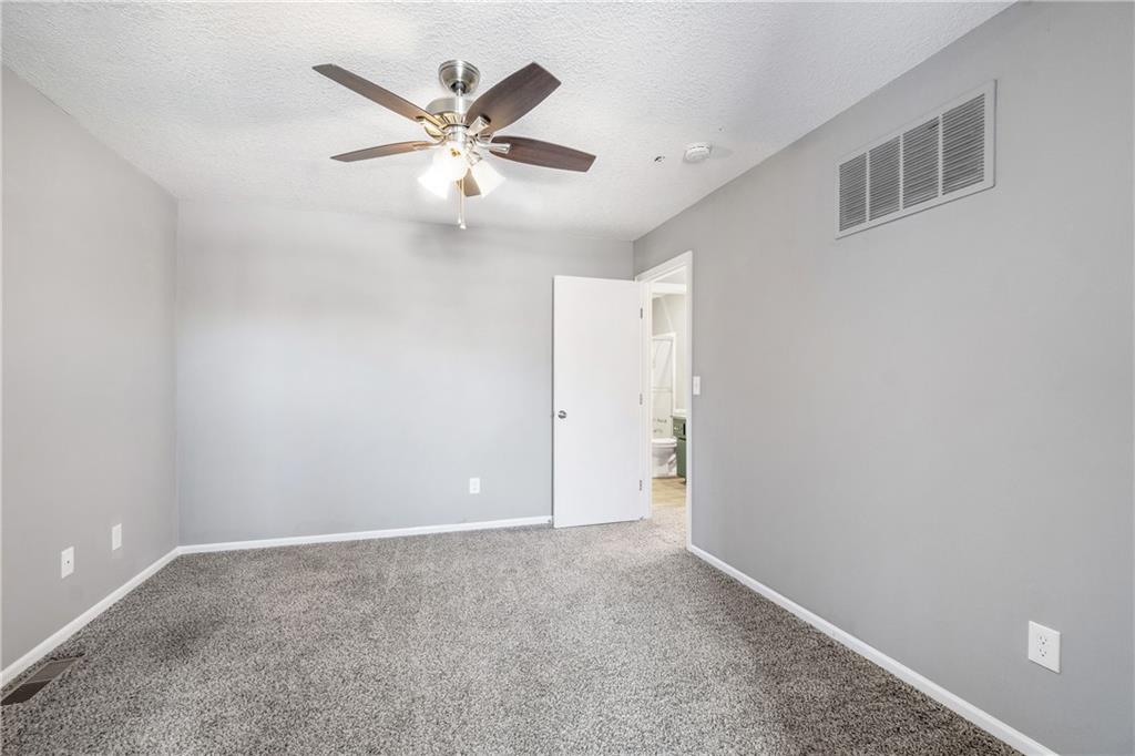 1503 Crossgate Drive Lawrence, KS 66047 - Photo 22 of 27