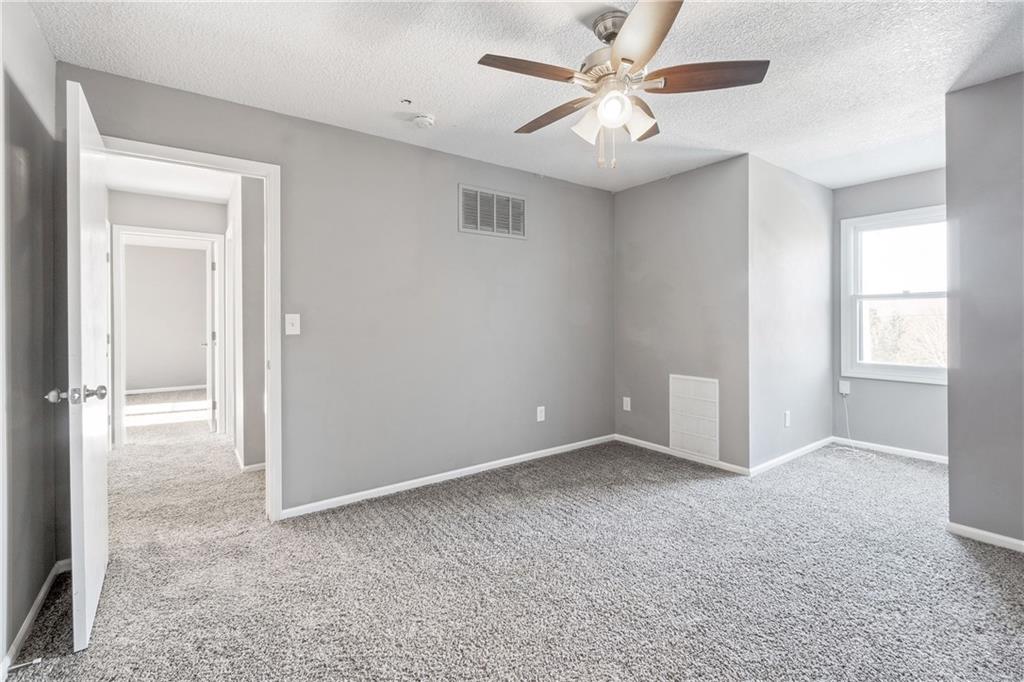 1503 Crossgate Drive Lawrence, KS 66047 - Photo 24 of 27